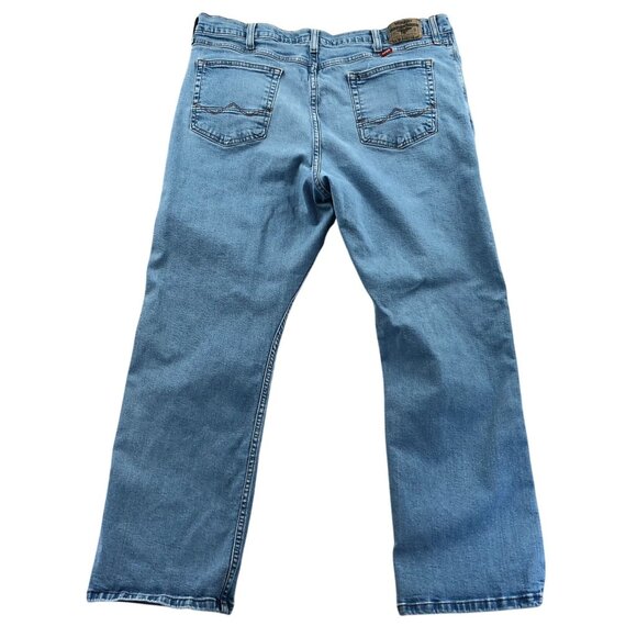 Wrangler Mens Jeans Size 38x28 Measured Relaxed Fit Bootcut Blue Denim Casual - Picture 2 of 14